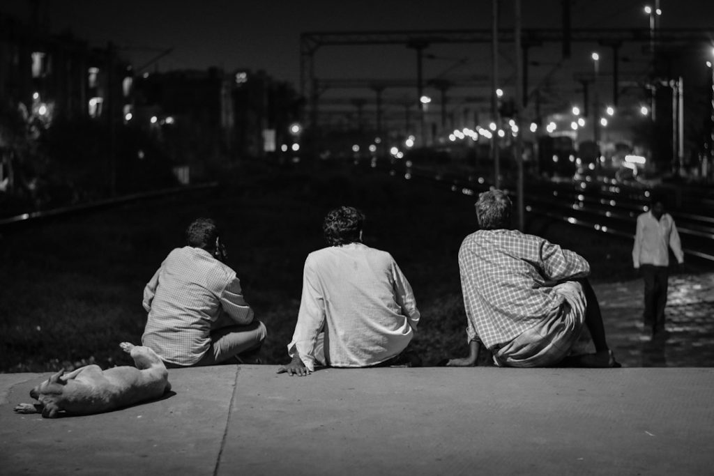 Chaar Yaar वेब सीरीज़ लेख के लिए दोस्ती की प्रतीकात्मक तस्वीर
