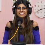 मिया खलीफा का 2019 पॉडकास्ट पोर्ट्रेट — फोटो: Hey B*tch! Highlights, CC BY 3.0
