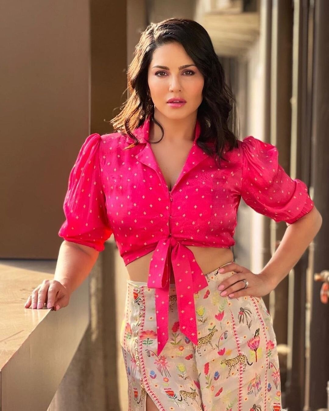 Sunny Leone in a pink outfit
